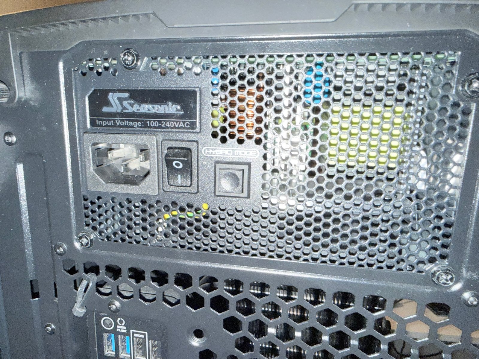Foto 8 van Gaming PC- AMD Ryzen 9 3900X, RTX 1080 Ti, 32GB RAM
