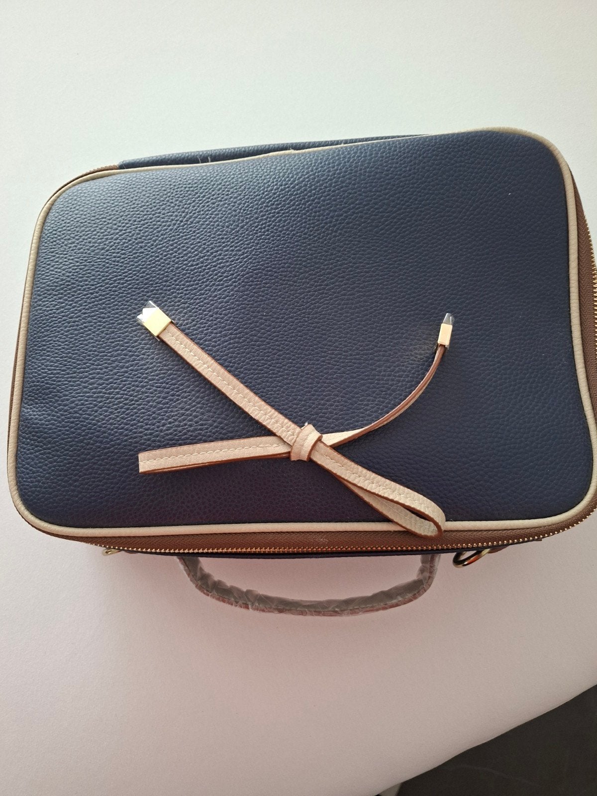 Oriflame toilettas/beautycase - Nieuw, Ophalen of Verzenden, Nieuw, Blauw, Softcase