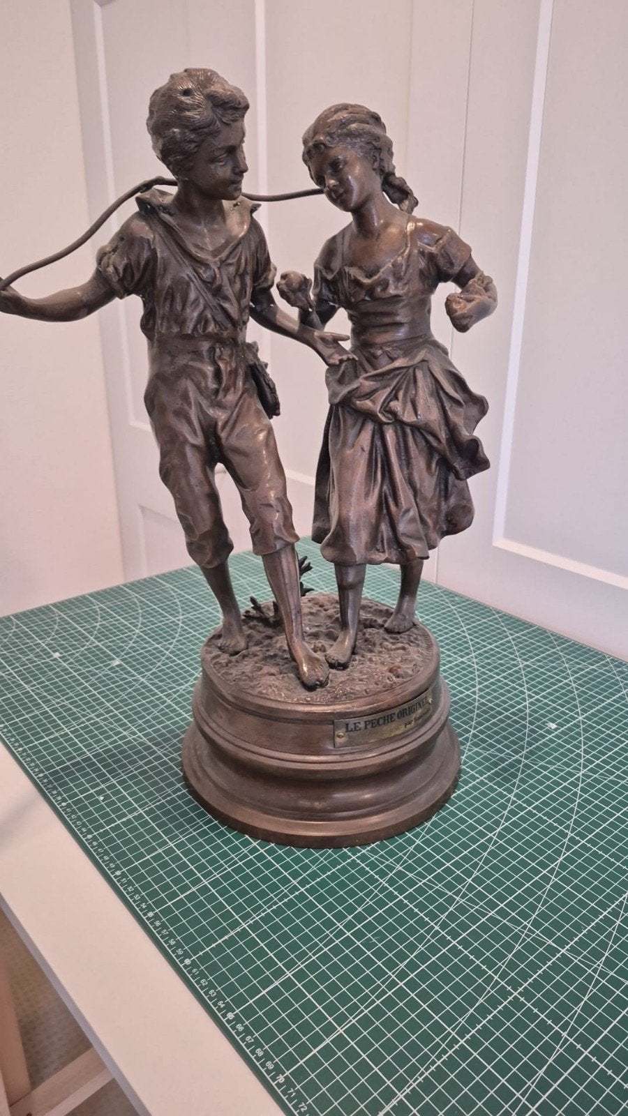 Bronzen beeld 'Le Peche Original' door Rancoulet, Groep mensen, Ophalen of Verzenden, Brons, 20 - 50 cm