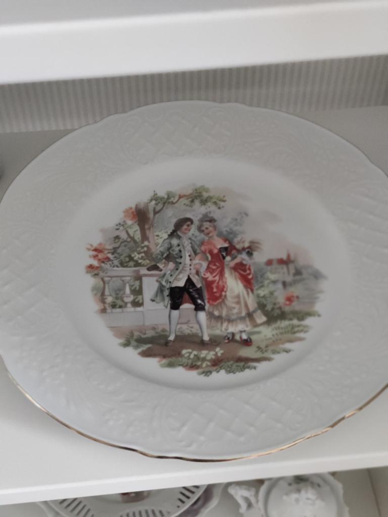 Groot brocante bord met barok decor romantisch stelletje, Ophalen of Verzenden