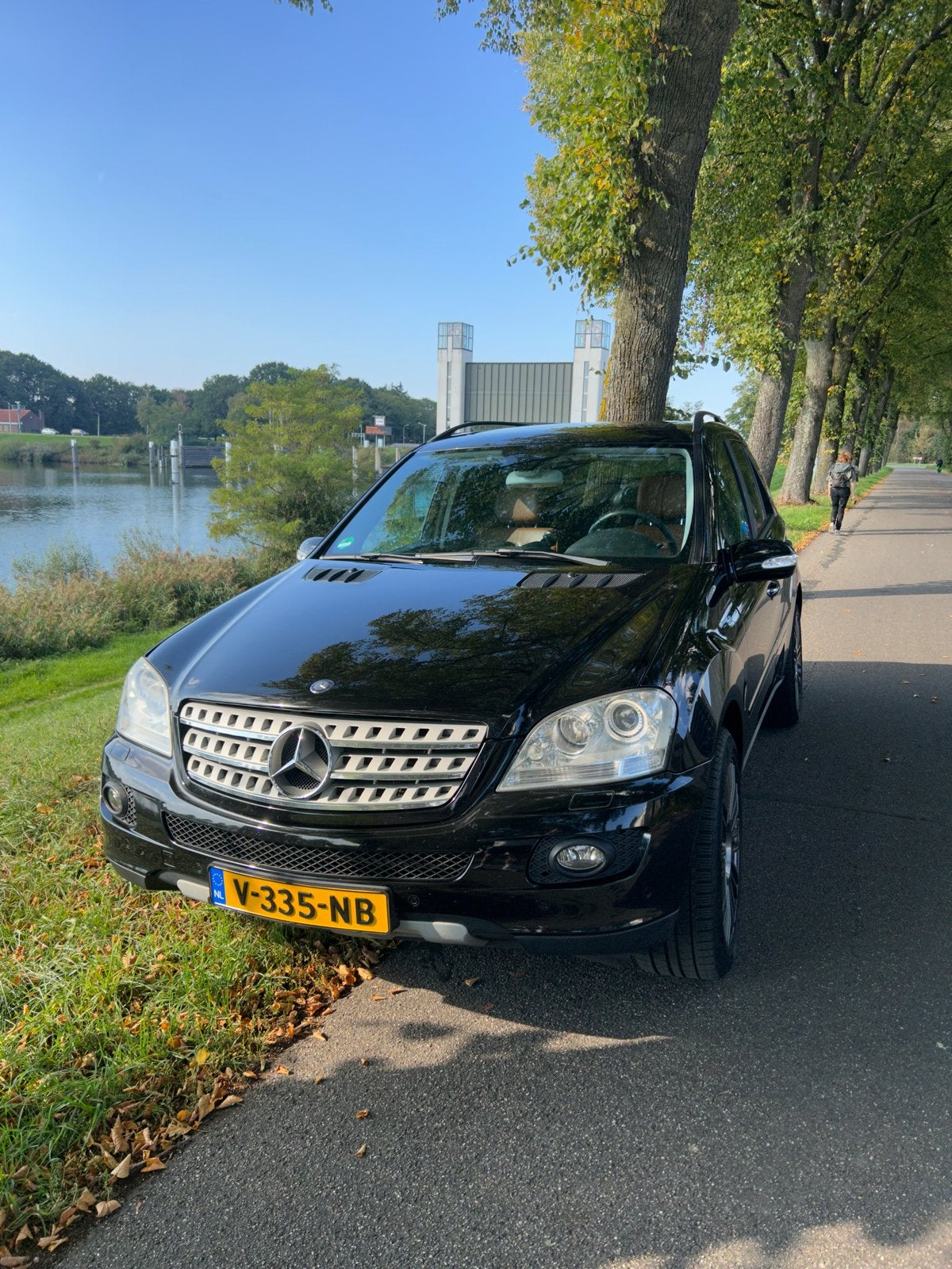 Mercedes-Benz ML320, 2006, grijskenteken, Auto's, Automaat, Bi-Xenon koplampen, 2220 kg, Bruin