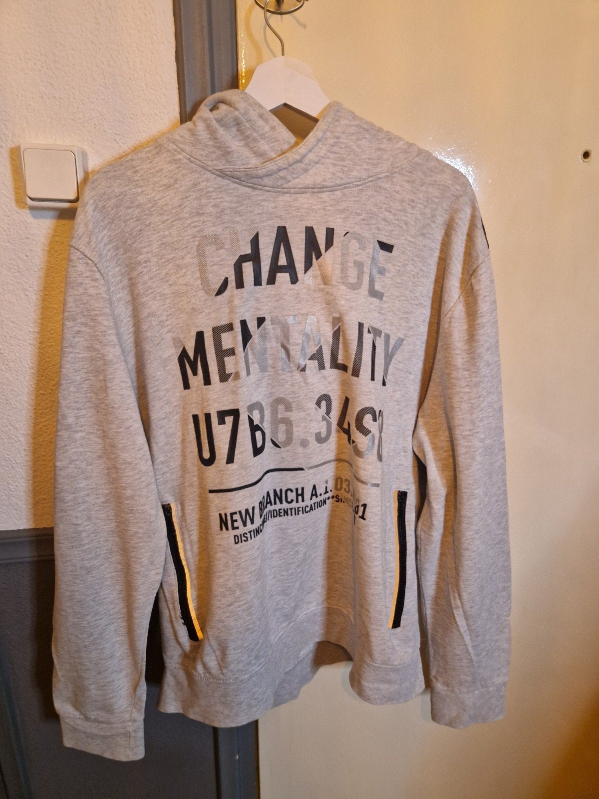 Heren hoodie grijs - URBNDIST Angelo Litrico - Maat XL, URBNDIST Angelo Litrico, Verzenden, Maat 56/58 (XL), Zo goed als nieuw