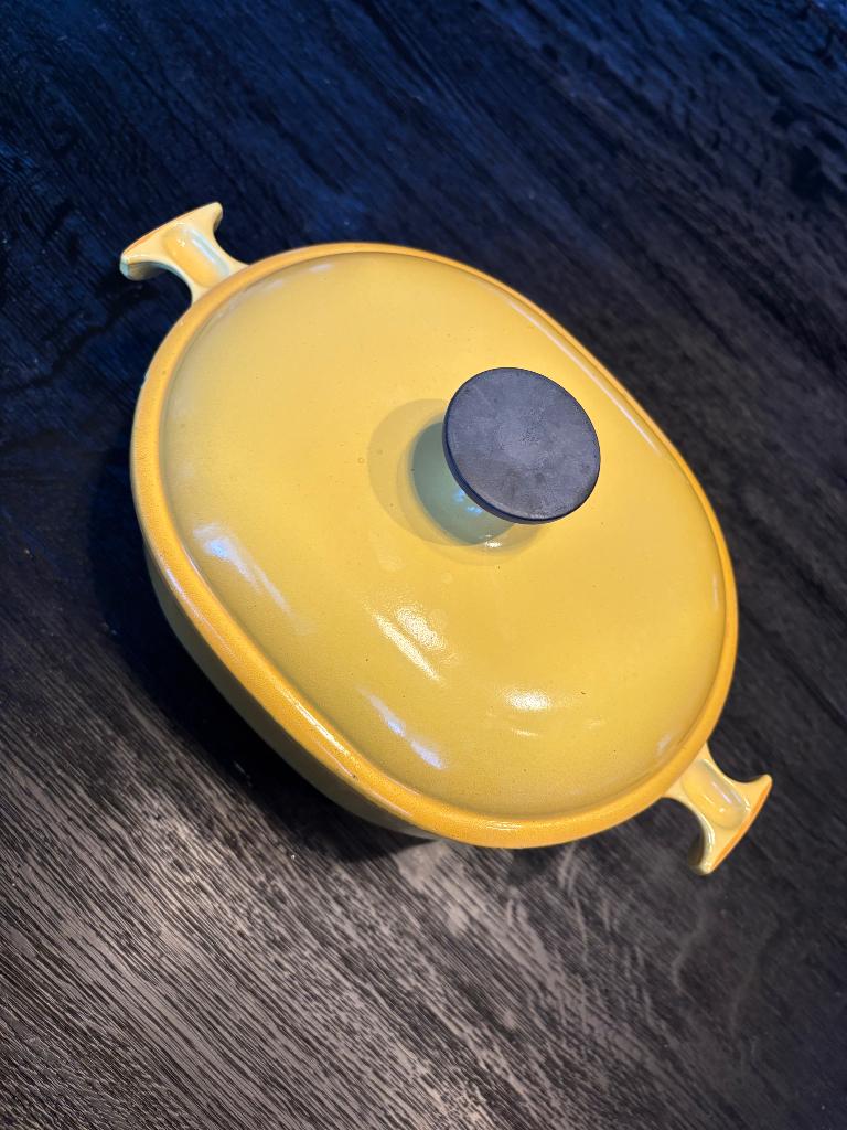 Le creuset 21 cm, Ophalen of Verzenden, Zo goed als nieuw, Gietijzer, Koekenpan of Braadpan