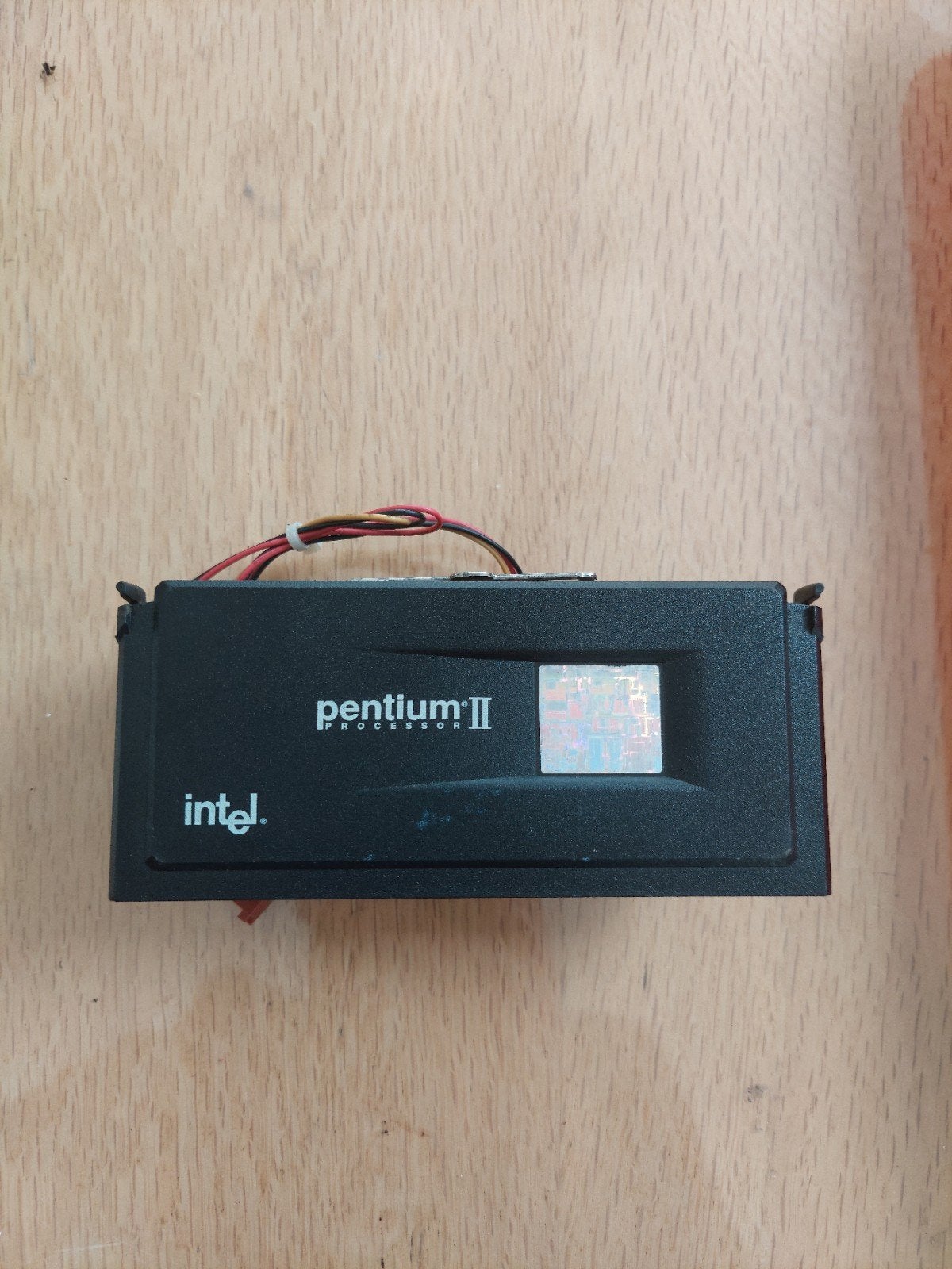 Pentium processor 2 met koeler, Computers en Software, Ophalen of Verzenden