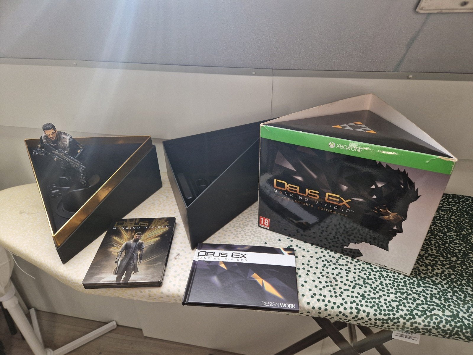 deus ex collectors edition met boek en action figure, Avontuur en Actie, Vanaf 18 jaar, 1 speler, Ophalen of Verzenden