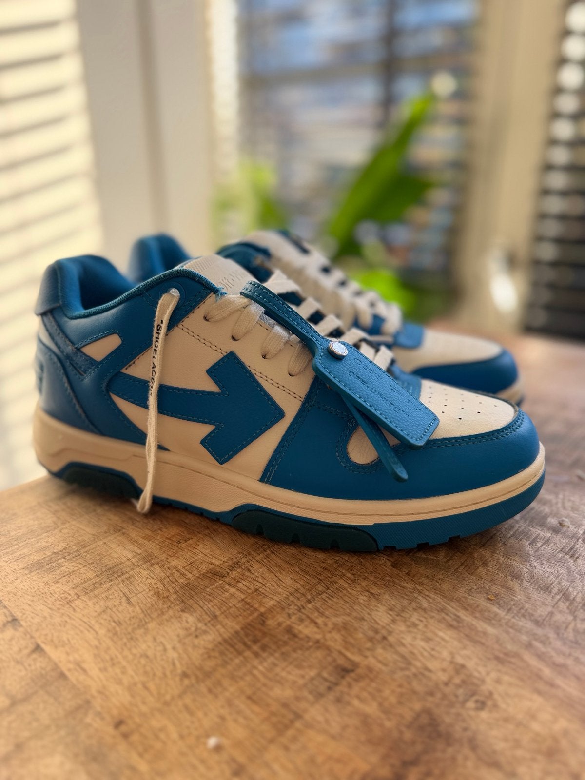 Off-White Sneakers Maat 43 - Blauw/Wit, Ophalen of Verzenden, Zo goed als nieuw, Blauw, Sneakers of Gympen
