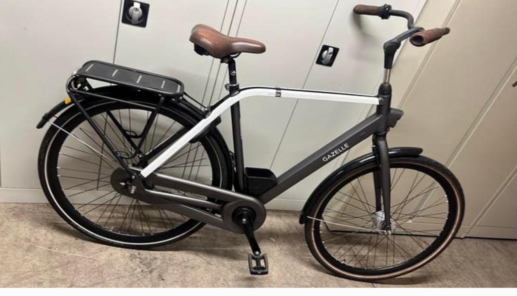 Zeer mooie herenfiets gzazelle citygo frame 54cm, Fietsen en Brommers, Fietsen | Heren | Herenfietsen, Ophalen of Verzenden, Zo goed als nieuw