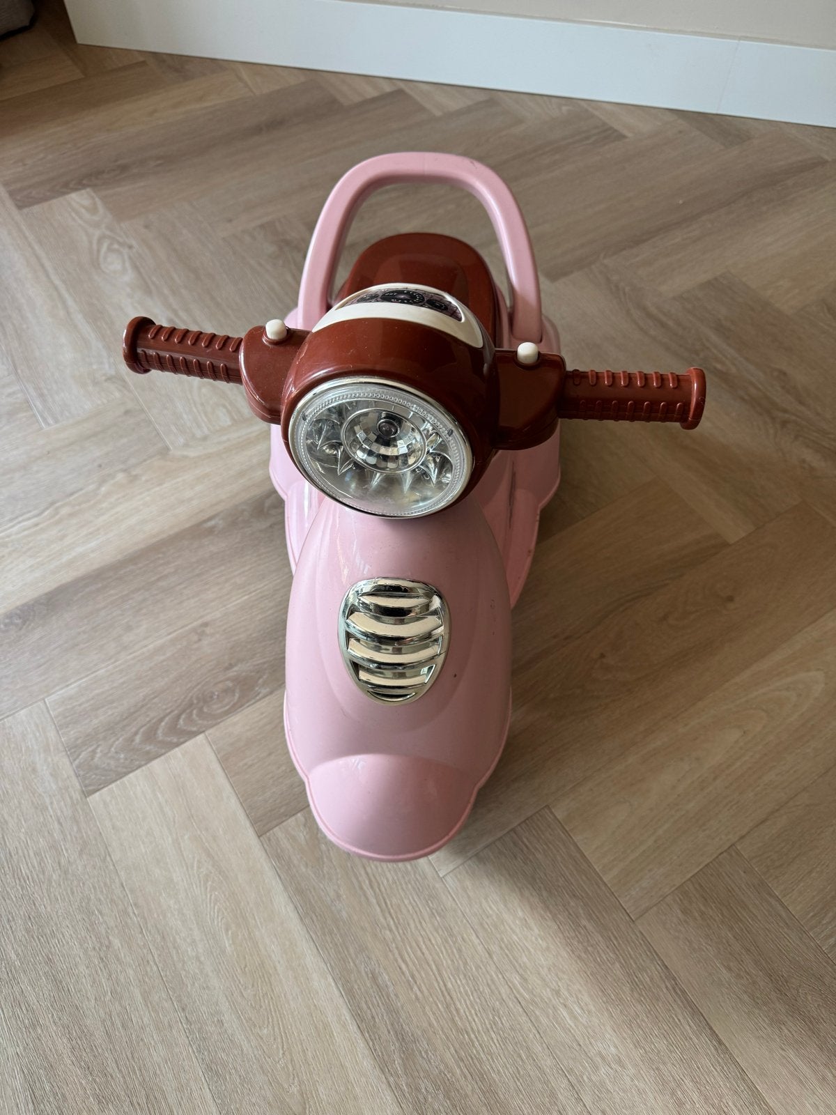 Roze Ez Play Scooter Loopmotor voor Peuters, Kinderen en Baby's, Ophalen, Gebruikt