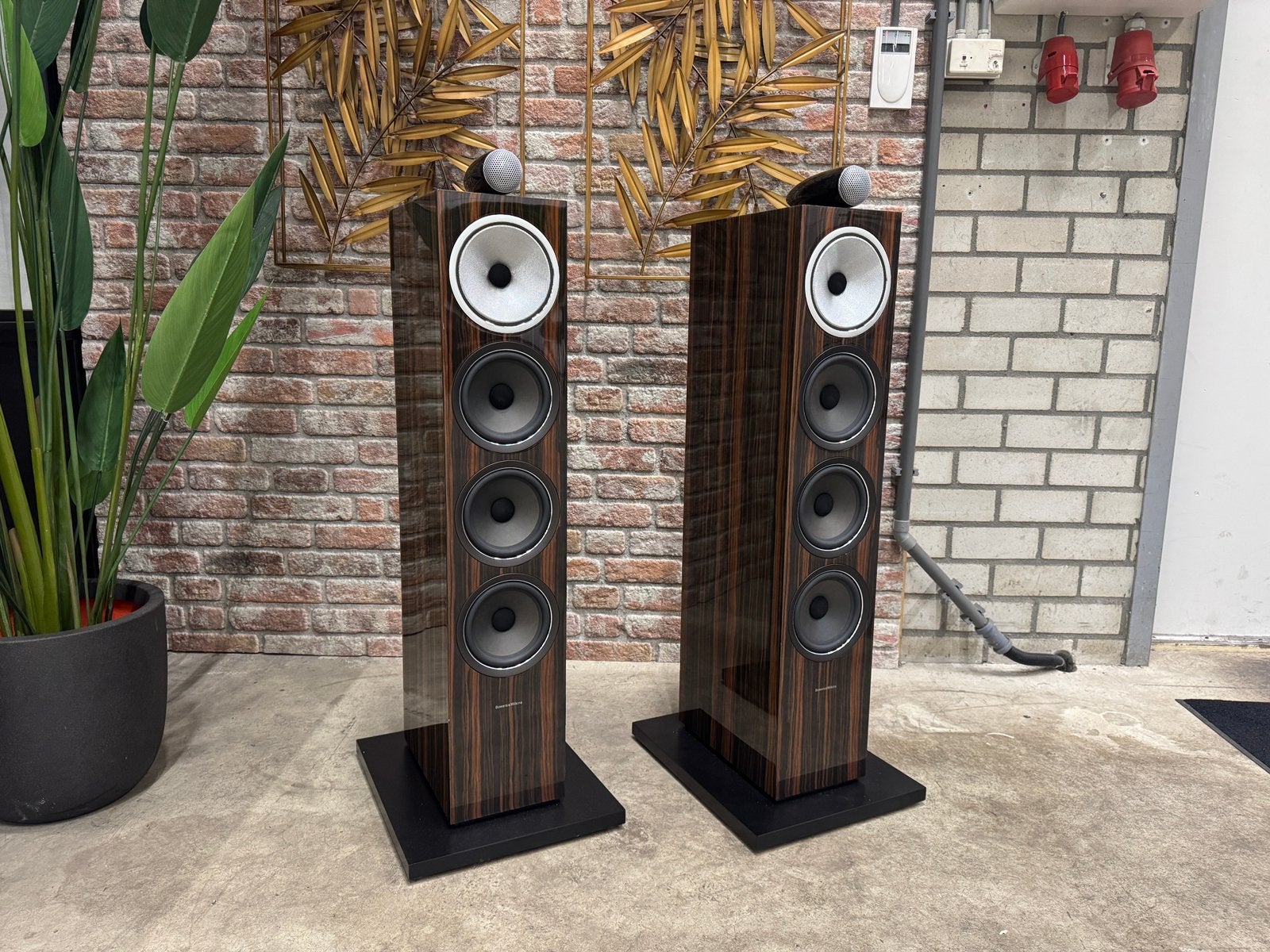 Bowers & Wilkins 702 S2 Signature B&W luidsprekers ZGAN
