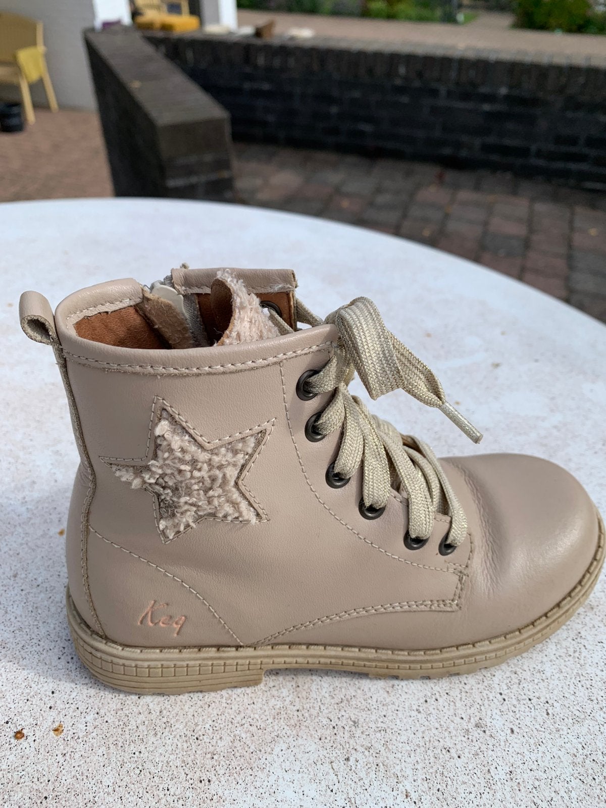 Keq kinderschoenen meisje maat 30 crème, Gebruikt, Meisje, Schoenen, Ophalen of Verzenden