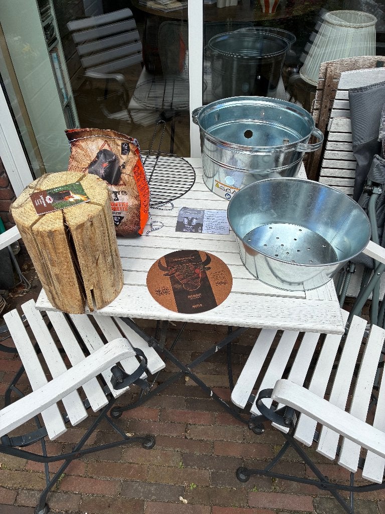 Draagbare barbecue+zak briketten en Zweedse fakkel, Tuin en Terras, Ophalen, Nieuw