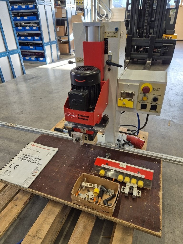 Wurth Prebomat scharnierboormachine, Doe-het-zelf en Verbouw, Ophalen of Verzenden, Gebruikt, 600 watt of meer, Kolomboormachine