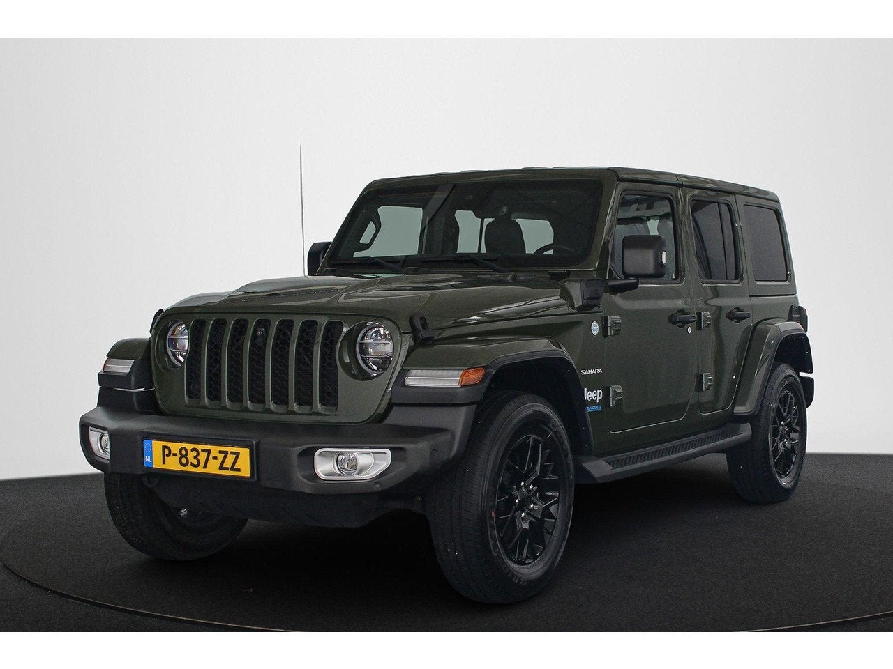 Jeep Wrangler Unlimited 4xe 380 Sahara NL Auto Leder Stoel-S, Auto's, Jeep, Automaat, 4 cilinders, Cabriolet, Bedrijf