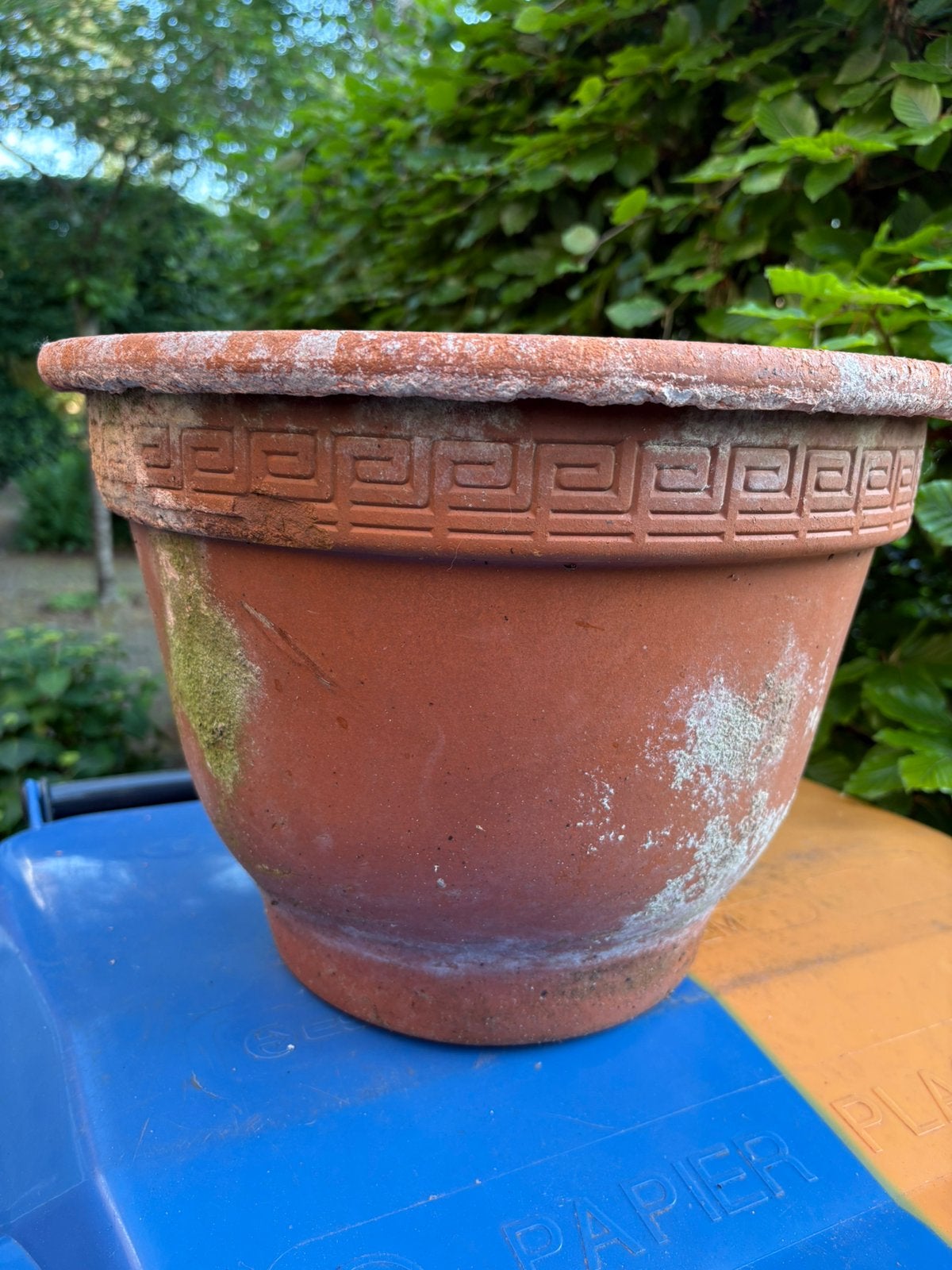 Grote terracotta pot voor tuinplanten, Ophalen, Gebruikt, Rond, Minder dan 40 cm