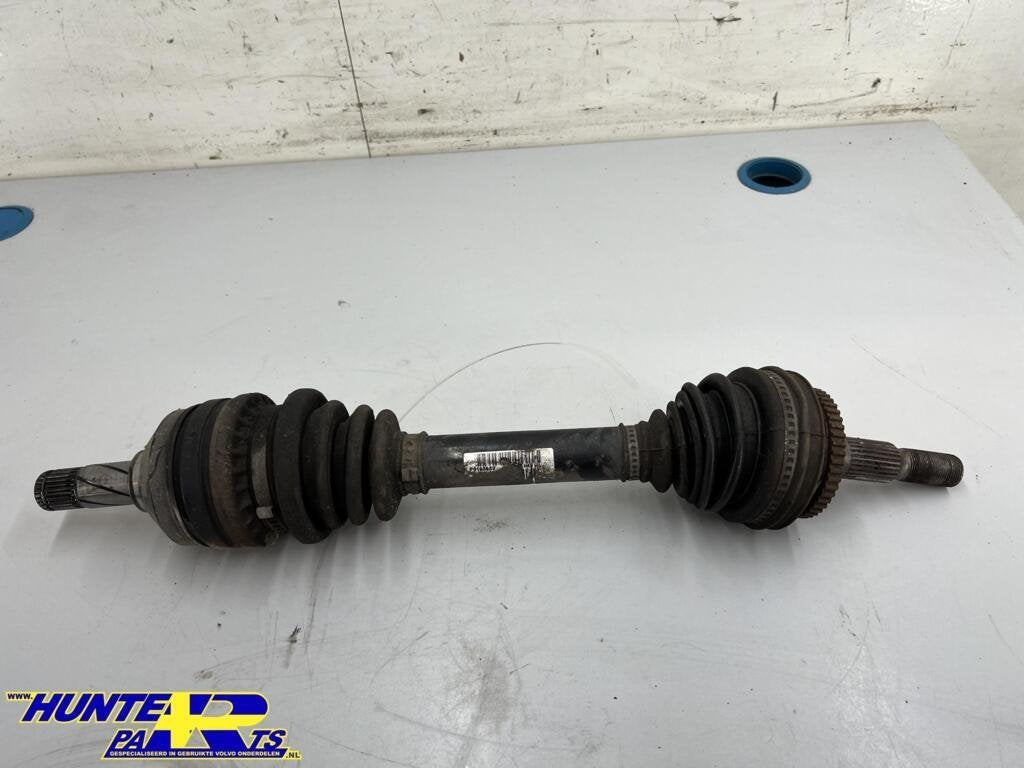 Aandrijfas linksvoor Volvo V70/S70/850/C70 ('91-'97) 9163589, Gebruikt, Ophalen of Verzenden, Volvo