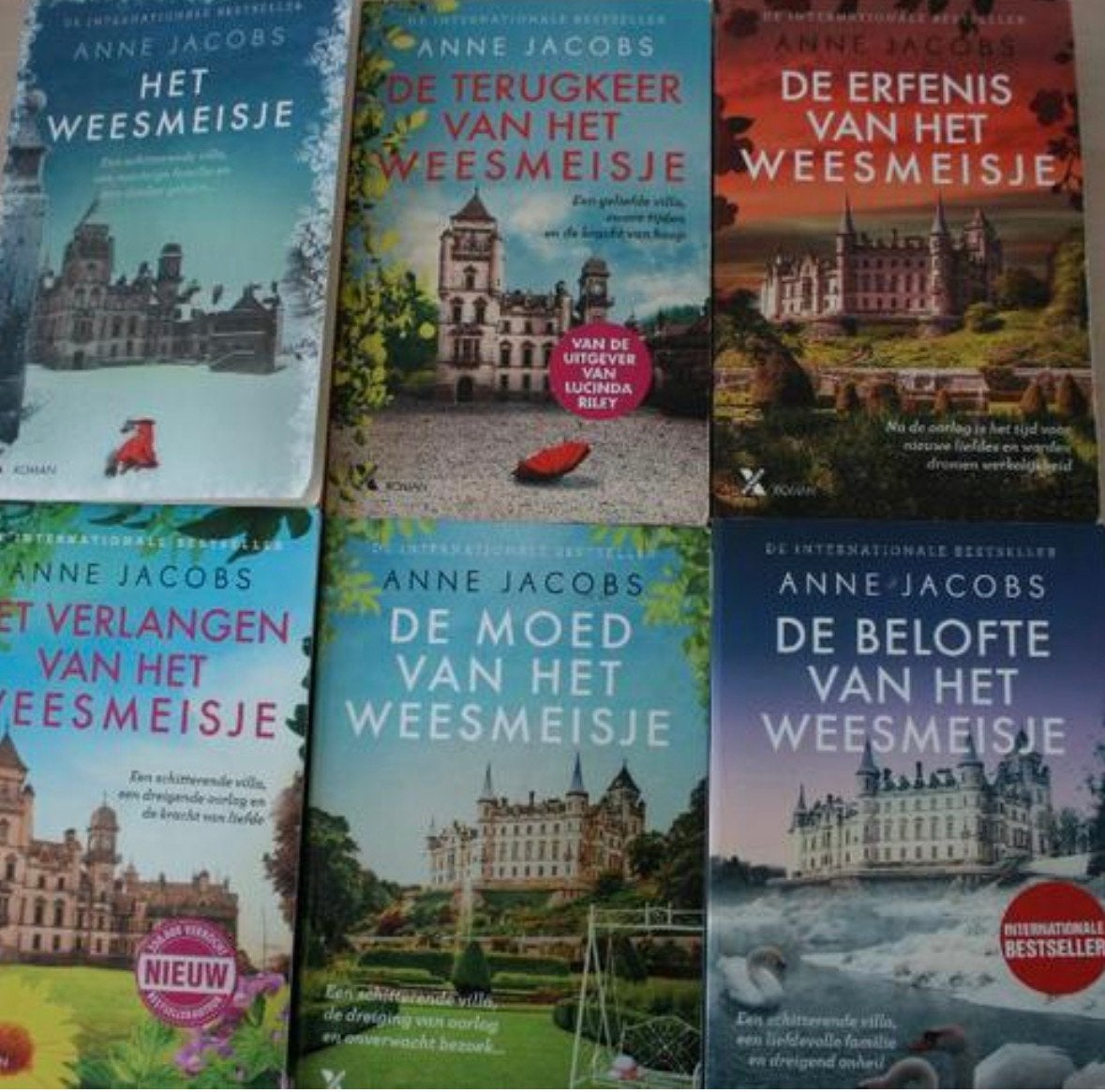 Anne Jacobs serie het weesmeisje, Ophalen of Verzenden, Zo goed als nieuw