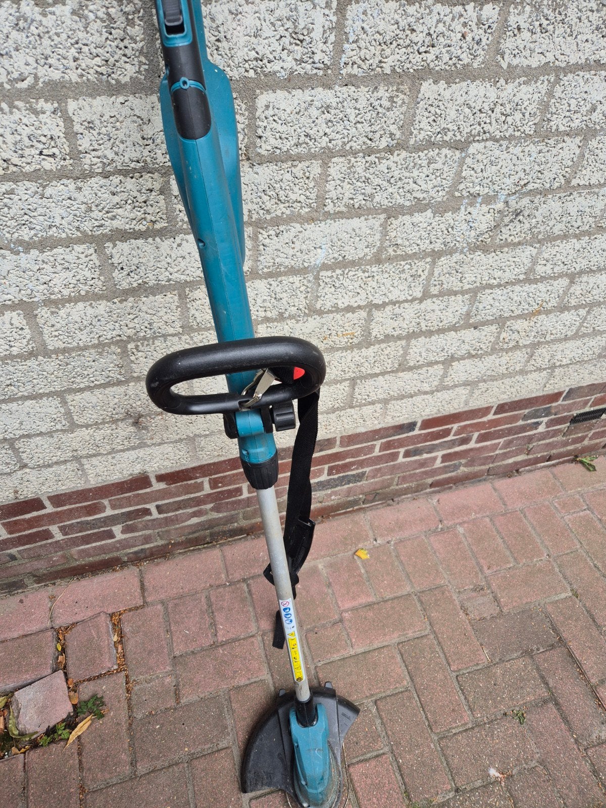 Makita 14.4V Accu Trimmer - Gebruikt, Gebruikt, Accu, Ophalen of Verzenden, Makita