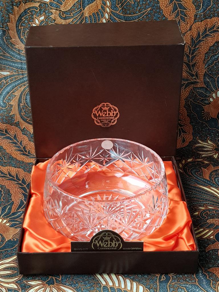 Prachtige oude kom of schaal uit Engeland van Webb kristal.