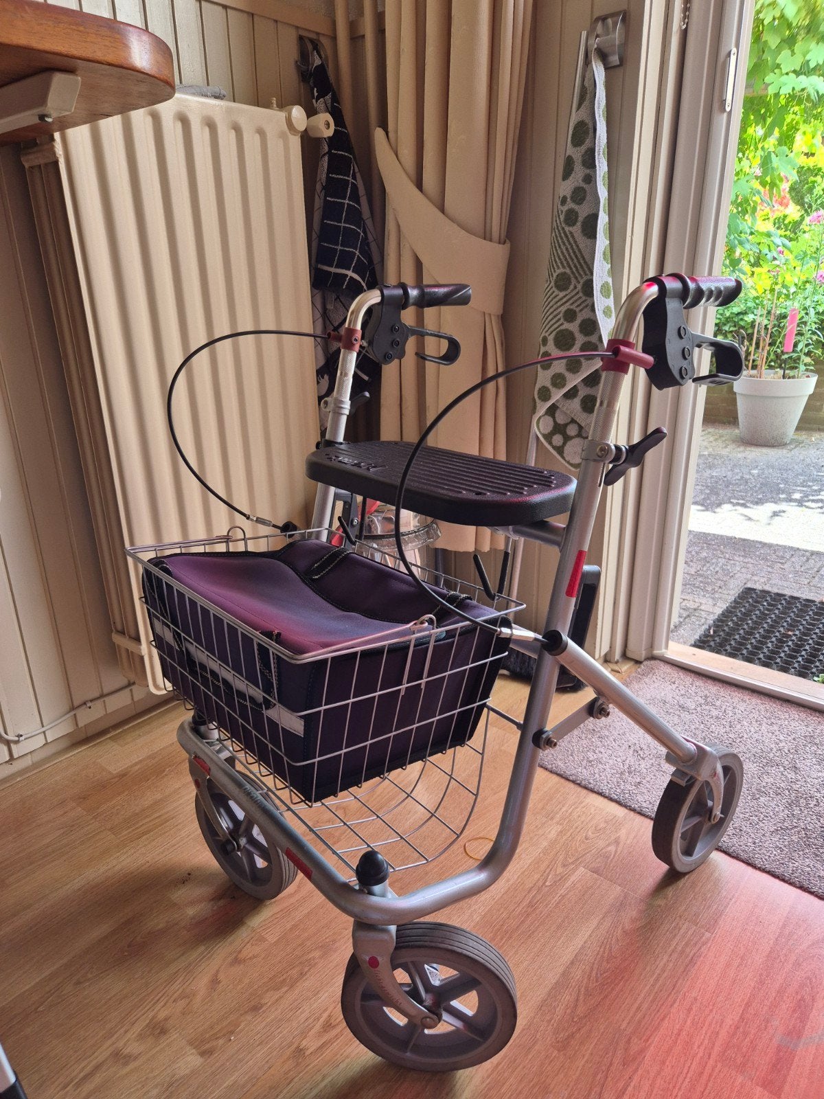 Rollator, Ophalen, Gebruikt