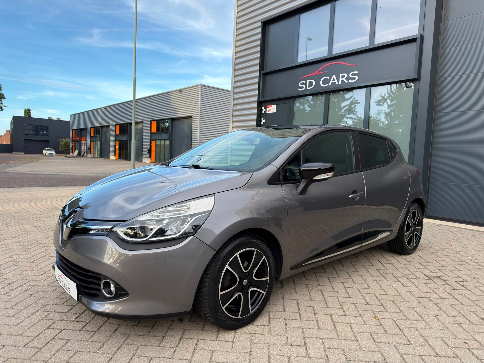 Foto 5 van Renault Clio 0.9 TCe Dynamique|Airco|Pano|Camera|Keyless|NAP