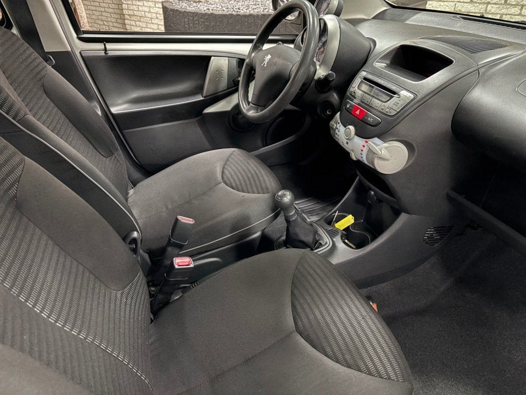 Peugeot 107 1.0 Airco 5 Deurs NL auto NAP Autopas Radio AUX, Voorwielaandrijving, Euro 5, Gebruikt, Met garantie (alle)