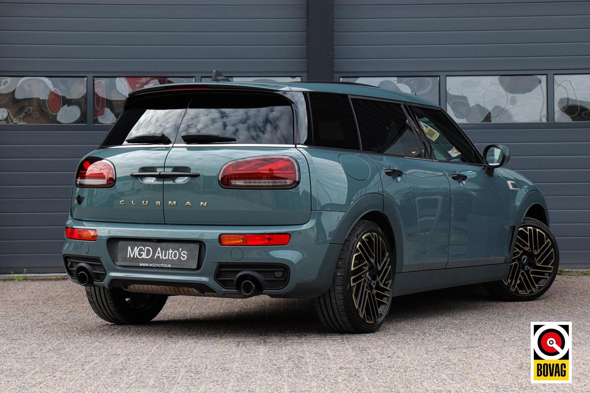 Mini Clubman 2.0 Cooper S JCW |LED|PANO|HARMAN-KARDON|HUD|ME, Auto's, 1998 cc, Gebruikt, Clubman, Met garantie (alle)