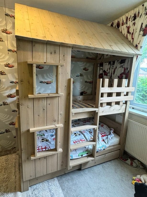 Handgemaakt huisjes stapelbed 2x(90x180), 90 cm, Tweepersoons, Zo goed als nieuw, Stapelbed