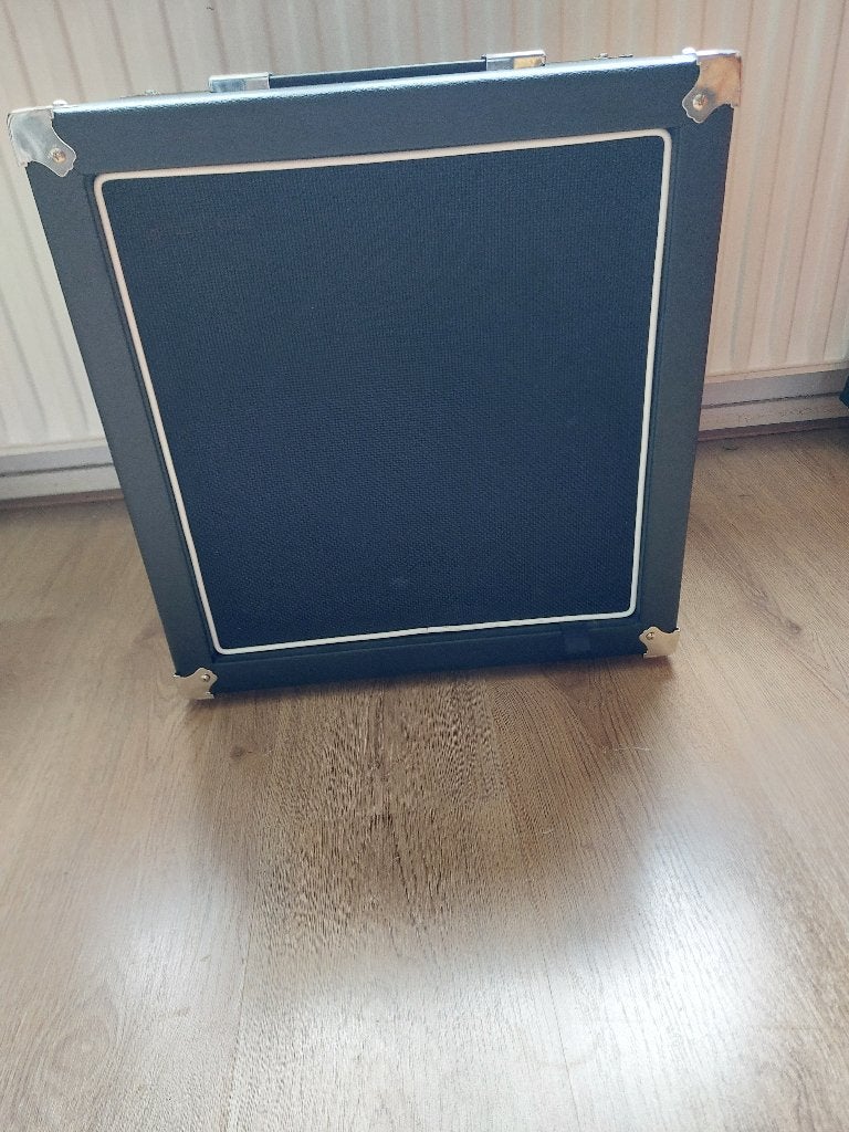 1x12 Celestion cabinet 8 ohm Eminence, Overige merken, Ophalen of Verzenden, Zo goed als nieuw, 60 tot 120 watt