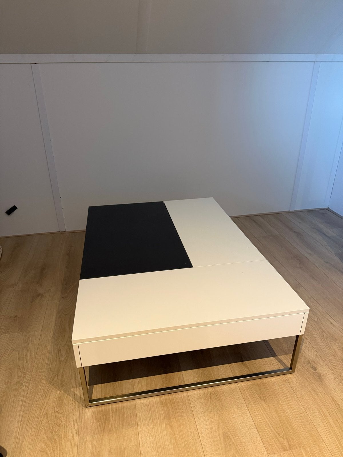 BoConcept Chiva Salontafel - Wit/Zwart met opbergruimte, Ophalen, Overige materialen, Gebruikt, 50 tot 100 cm