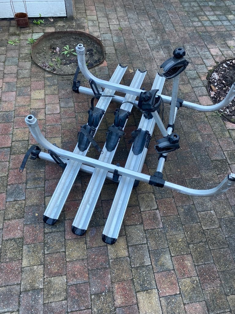 Thule fietsendrager voor camper of caravan, Ophalen, Zo goed als nieuw