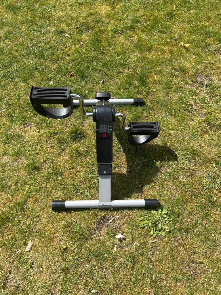 Desk Shaper Inklapbare Stoelfiets - Compact & Efficiënt, Ophalen, Gebruikt, Armen, Metaal