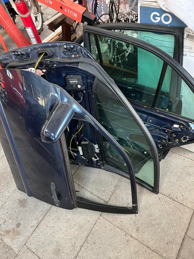 4 deuren voor Mercedes W210 - Blauw, Auto-onderdelen, Ophalen, Gebruikt, Mercedes-Benz, Voor