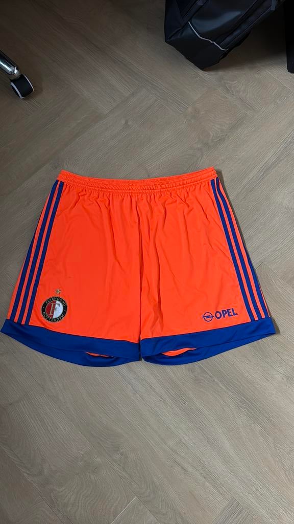 Als nieuw: origineel Feyenoord voetbalbroekje seizoen 2015, Sport en Fitness, Voetbal, Maat XL, Ophalen of Verzenden, Zo goed als nieuw