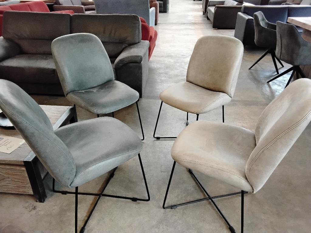 Set van 3 eetstoelen, leer Voor 195=!! Second Life Wolvega, Huis en Inrichting, Stoelen, Zo goed als nieuw, Vier, Leer, Grijs