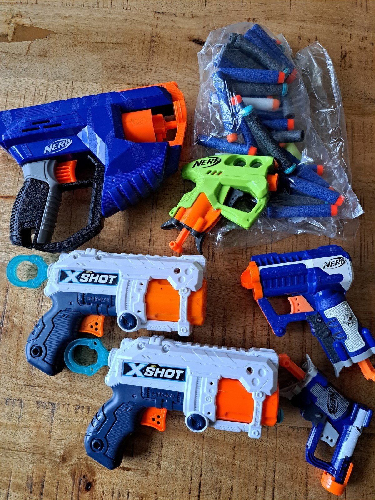 nerf pistolen, Ophalen of Verzenden, Zo goed als nieuw