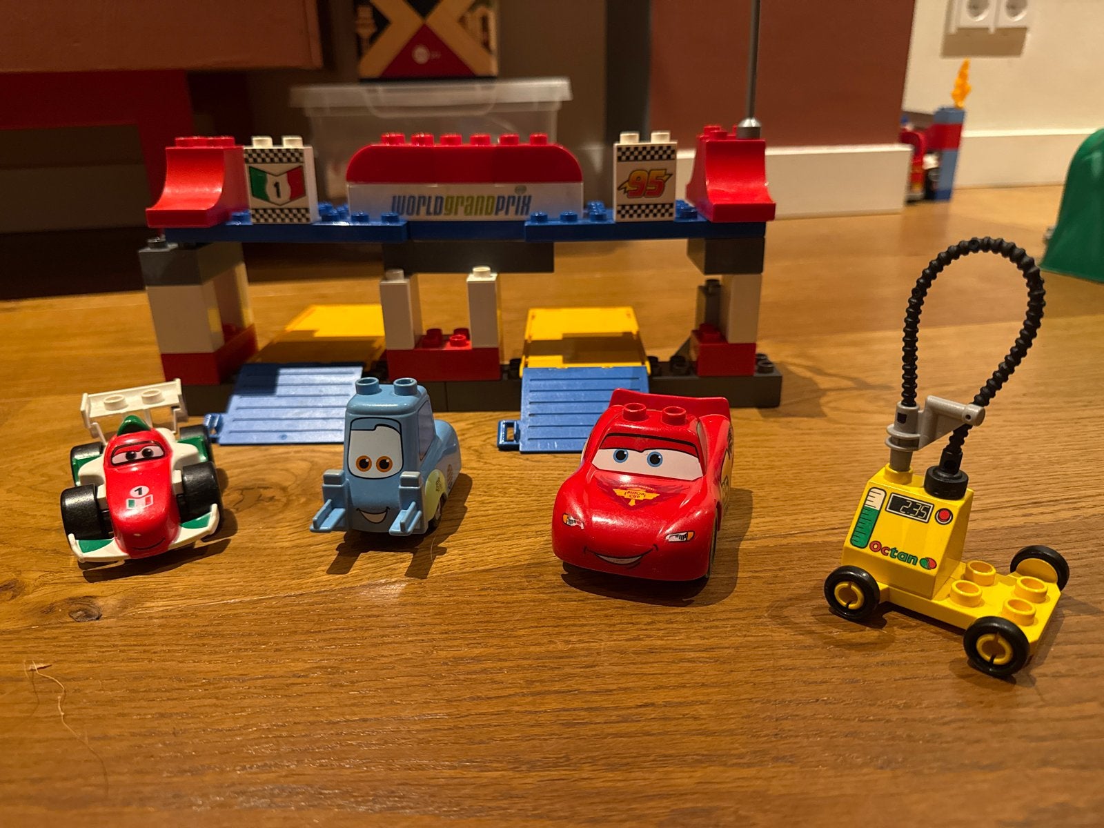 LEGO Duplo Cars World Grand Prix Racebaan Set, Gebruikt, Overige thema's, Lego, Ophalen of Verzenden