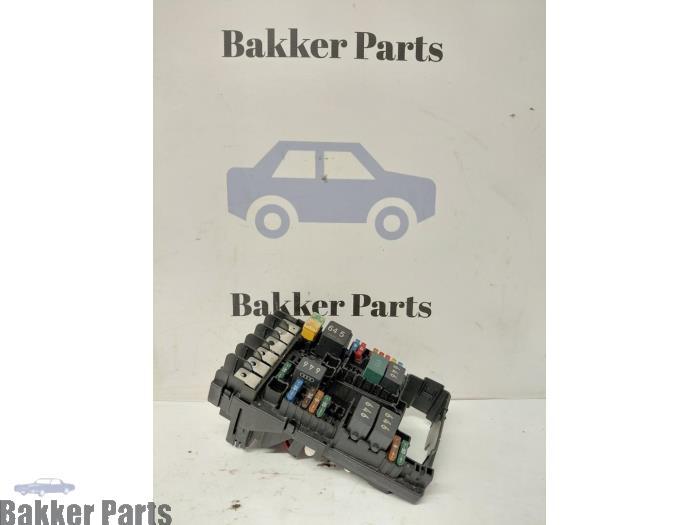 Zekeringkast van een Audi Q2, Gebruikt, -, -, -