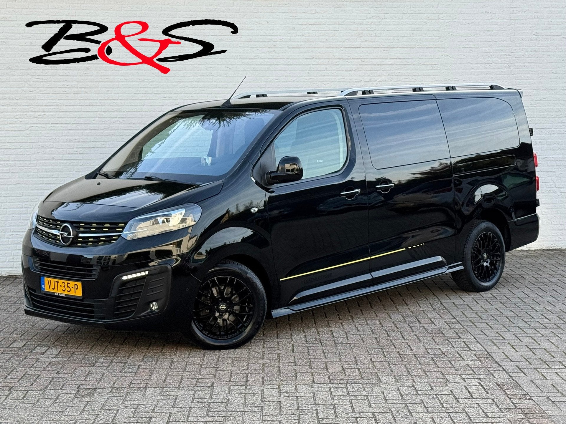 Opel Vivaro 2.0 CDTI L3H1 DC Automaat Innovation Irmscher Sp, Auto's, Gebruikt, Euro 6, 4 cilinders, Zwart