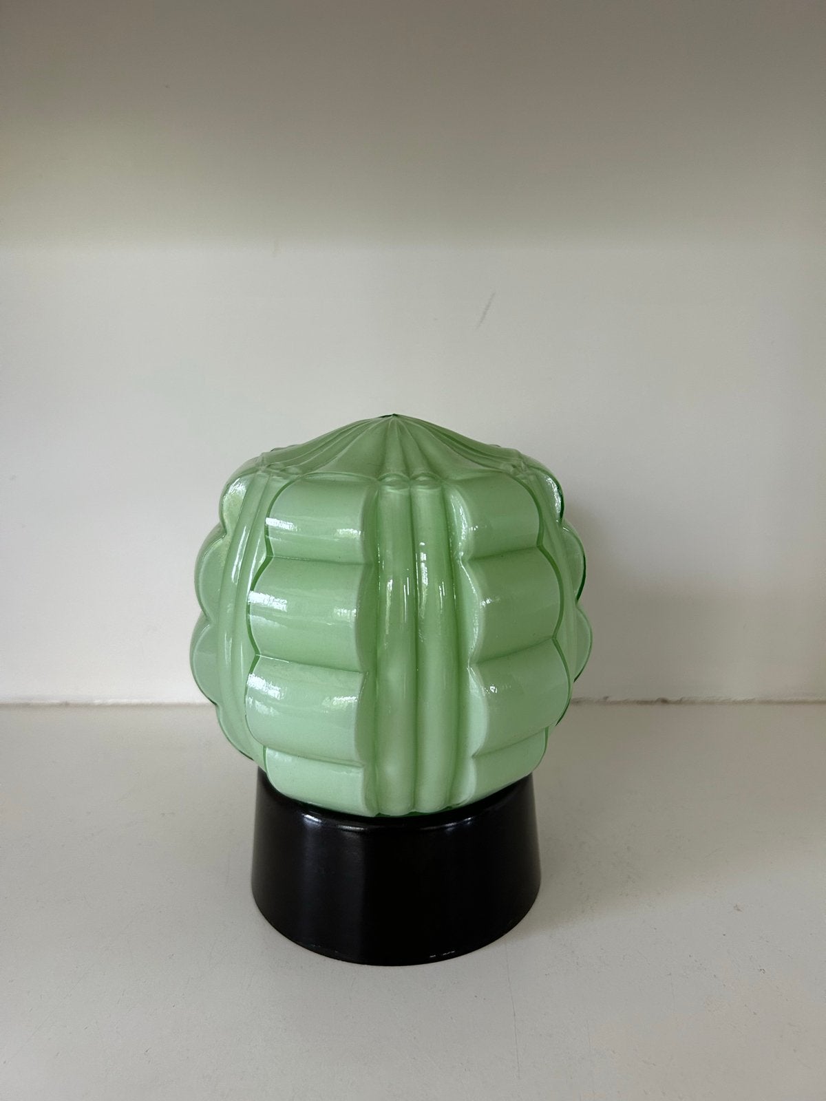 Tabur Vintage Art Deco Plafondlamp - Groen Glas, Antiek en Kunst, Ophalen of Verzenden