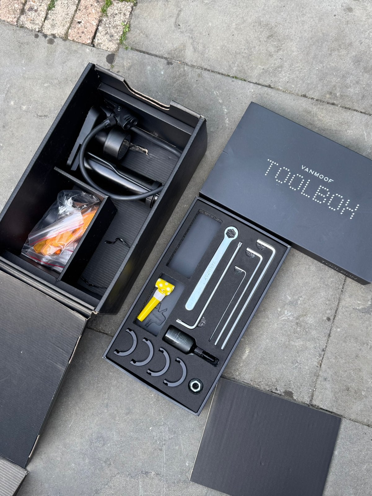 VanMoof Toolbox (S3/X3) - complete gereedschapset incl. pomp, Ophalen of Verzenden, Gebruikt, Gereedschapsset