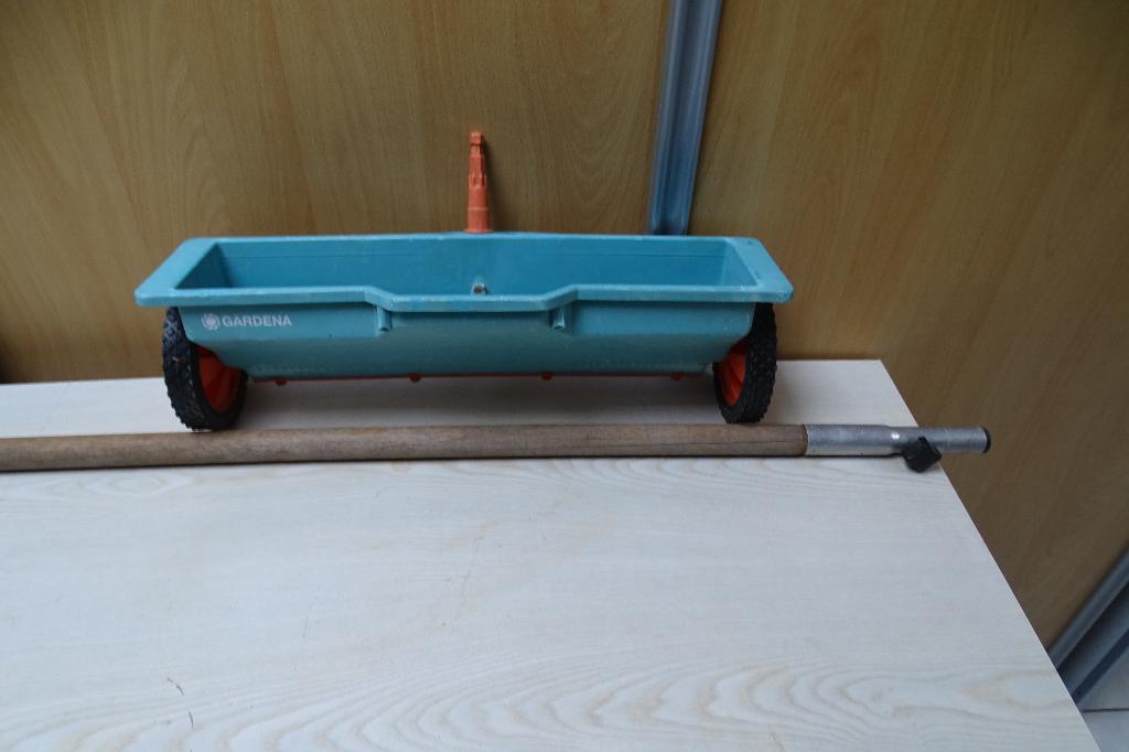strooiwagen gazon  Gardena, Ophalen, Gebruikt, Overige soorten, GARDENA