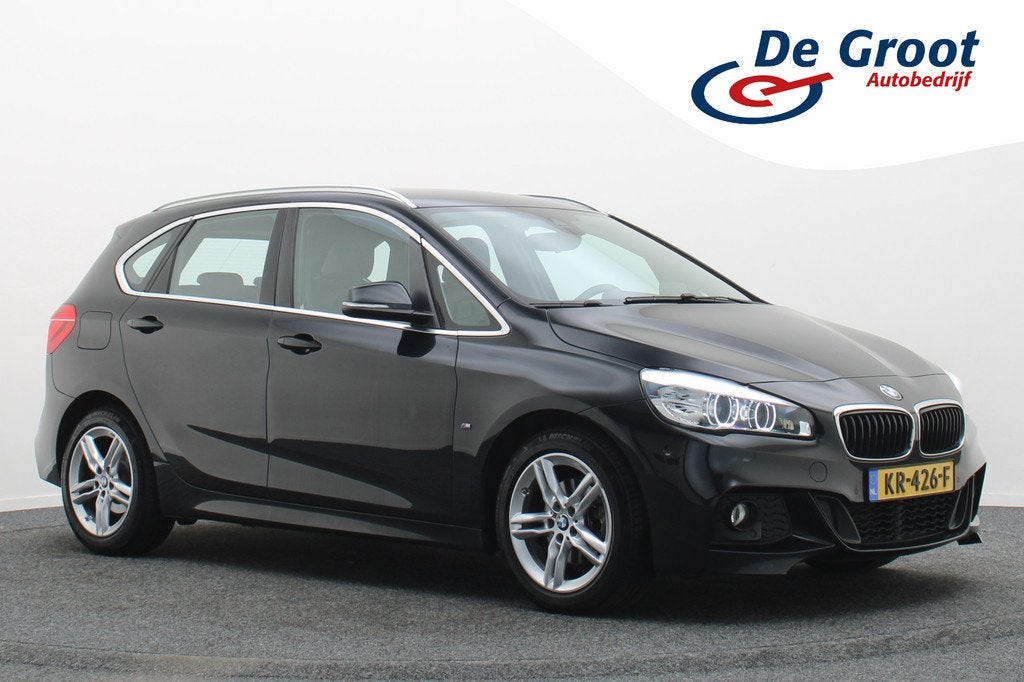 BMW 2 Serie Active Tourer 218i Centennial High Executive M S, Auto's, BMW, 1345 kg, 136 pk, Gebruikt, Zwart