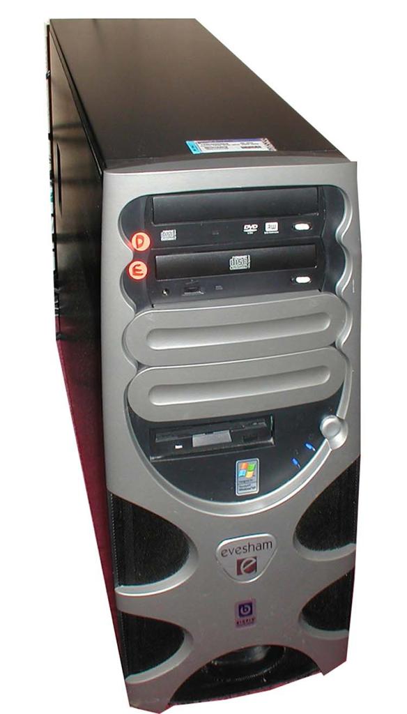 op zoek naar een gratis oude computer(kast) rond leeuwarden, Computers en Software, Desktop Pc's, Onbekend, Ophalen