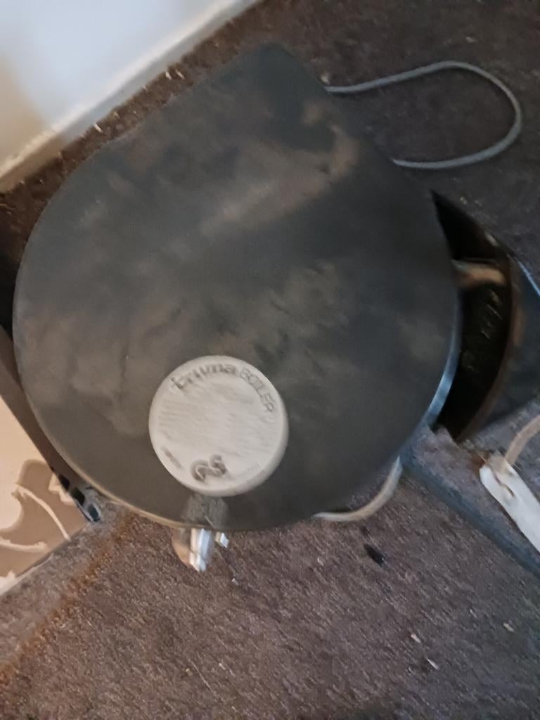 Truma Gas Boiler - Compacte en Efficiënte Warmwateroplossing, Doe-het-zelf en Verbouw, Geisers en Boilers, Minder dan 20 liter