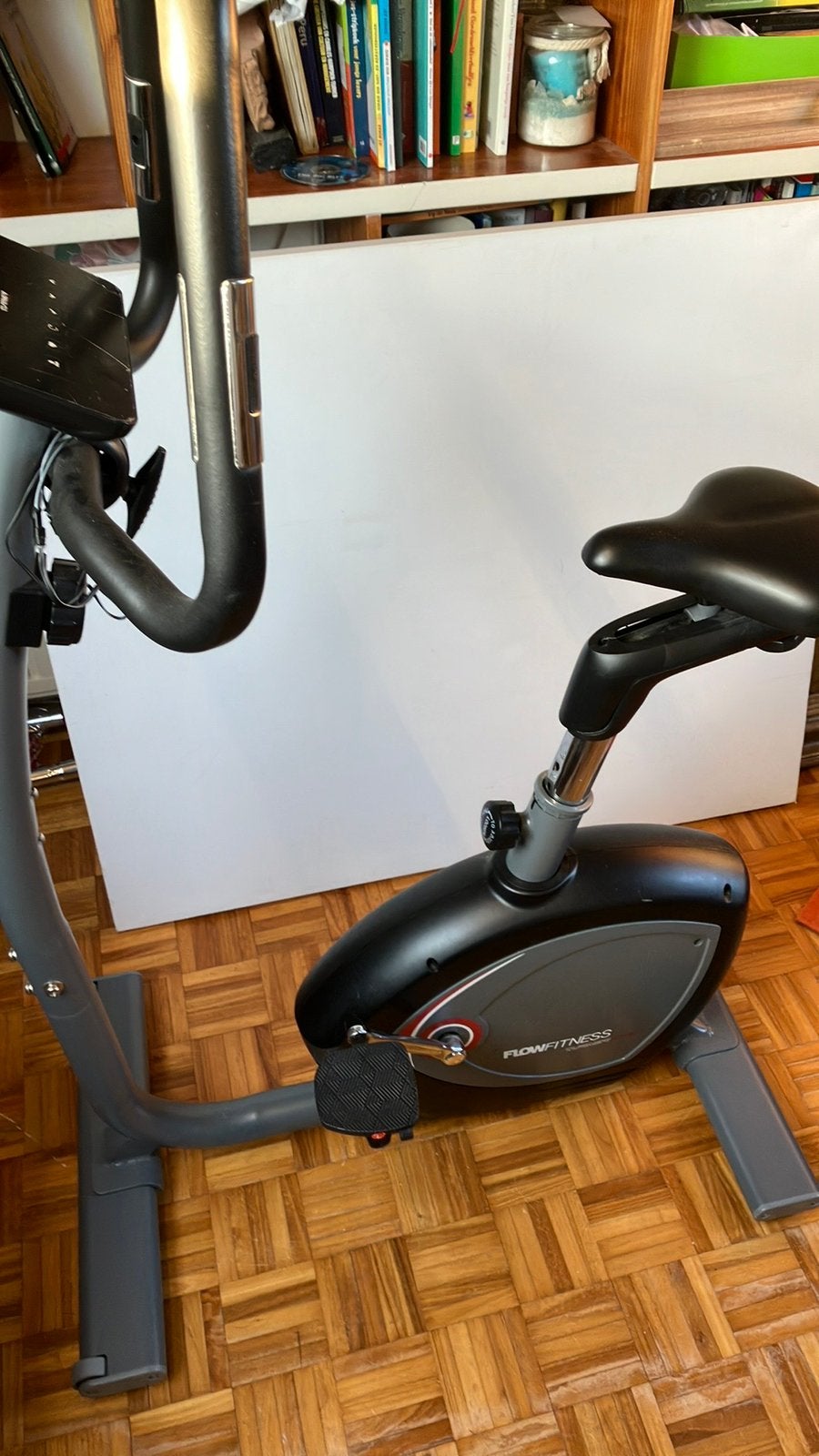 Hometrainer, Sport en Fitness, Ophalen, Gebruikt, Hometrainer