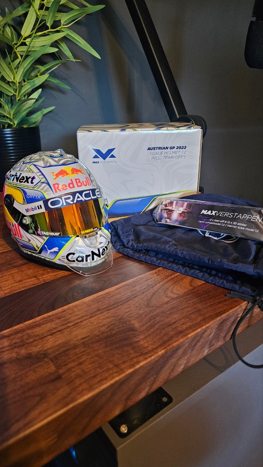 Max Verstappen 1:2 Helm Oostenrijk GP 2022, Ophalen of Verzenden