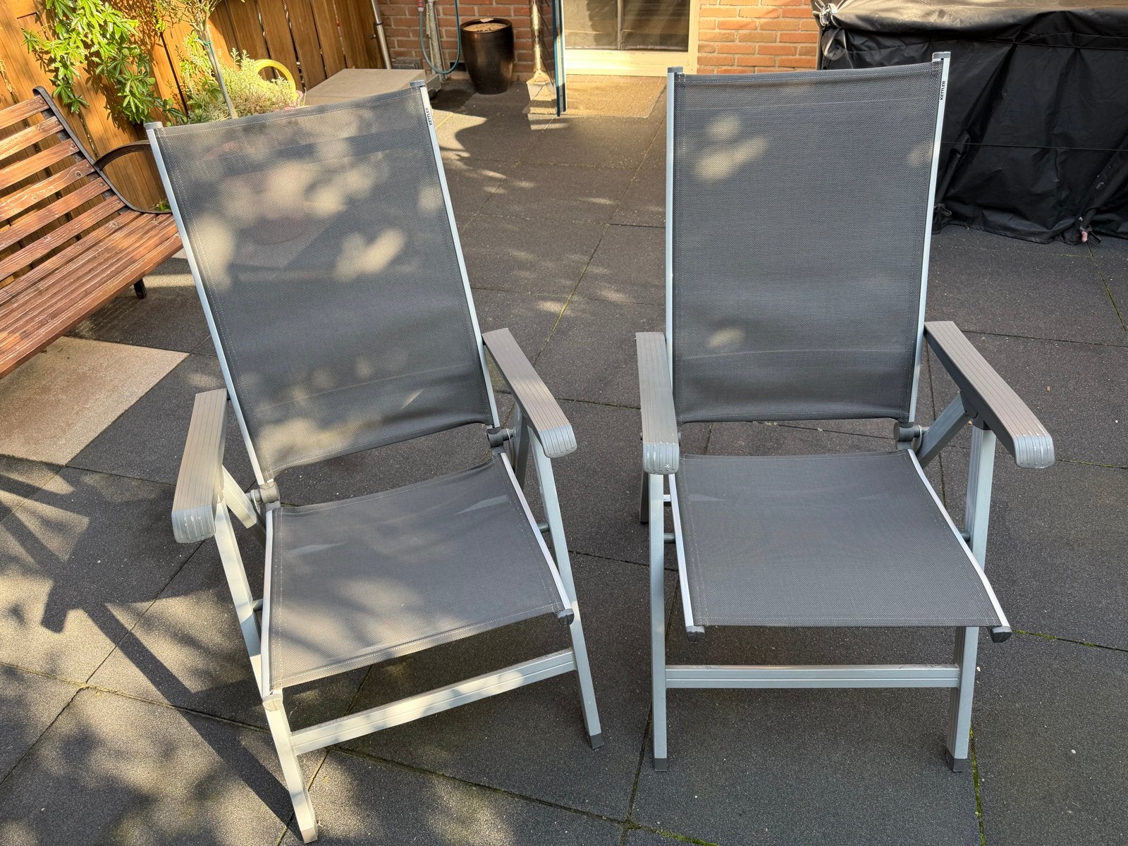 Foto 19 van 2 Kettler tuinstoelen - verstelbaar en inklapbaar met kussen