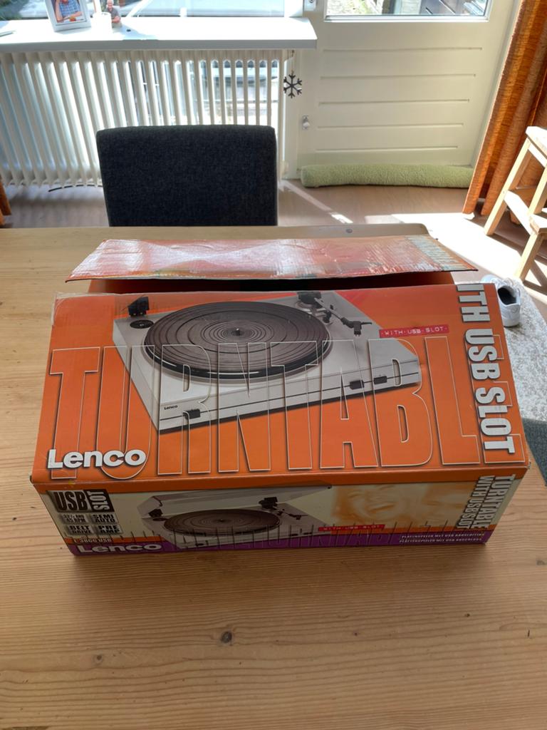 Lenco L-3866 USB Platenspeler met originele doos, Audio, Tv en Foto, Platenspelers, Zo goed als nieuw, USB-aansluiting, Platenspeler