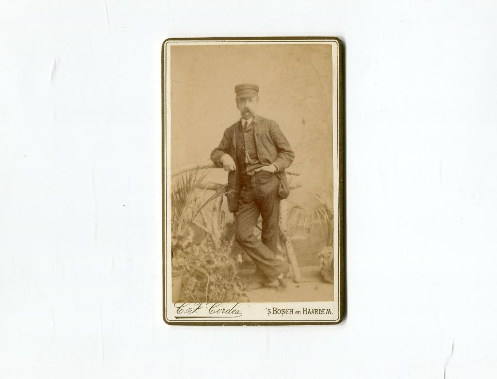 Carte de Visite. C.F. Cordes. Den Bosch - Haarlem, Verzamelen, Gebruikt, Foto, Ophalen of Verzenden, Voor 1940