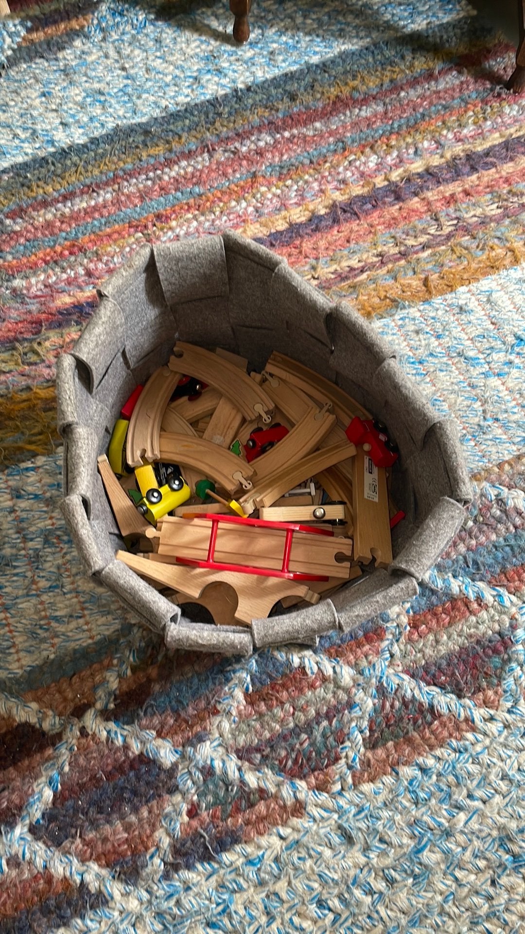 Trein rails met treintjes hout, Kinderen en Baby's, Speelgoed | Houten speelgoed, Ophalen of Verzenden, Zo goed als nieuw